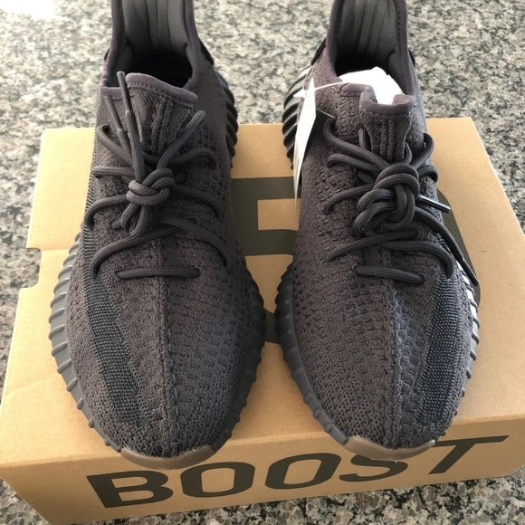Yeezy boost 350 v2 “cinder” - Picture 3 of 6